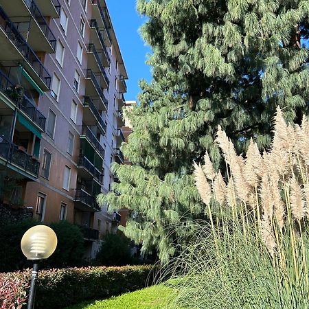 Appartamento Veronica, Per Lavoro E Relax Corsico Luaran gambar