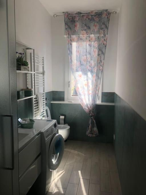 Appartamento Veronica, Per Lavoro E Relax Corsico Luaran gambar