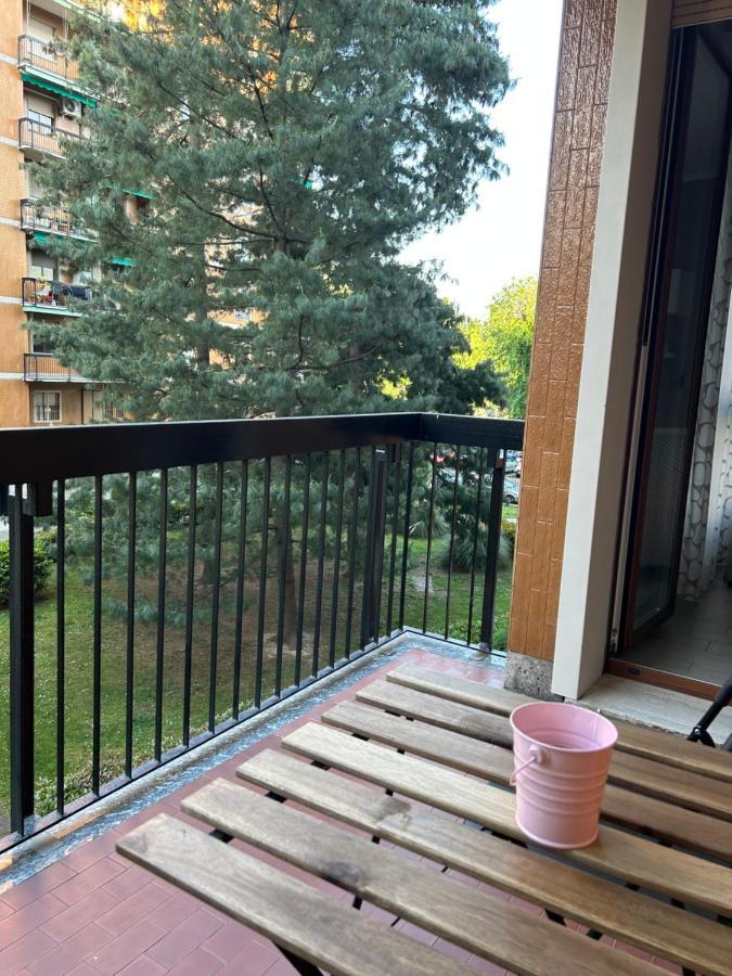 Appartamento Veronica, Per Lavoro E Relax Corsico Luaran gambar